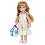 عروسک دخترانه میلی مدل Little Milly کد 92050، ارتفاع عروسک 30 سانتیمتر، همراه با لوازم جانبی، دو عدد کیف دستی، 3 عدد لوازم آرایشی